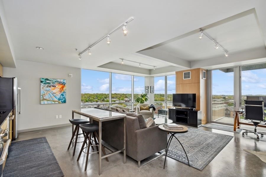 221 E College St Unit: 904