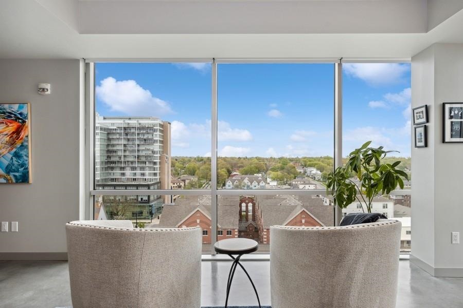 221 E College St Unit: 904