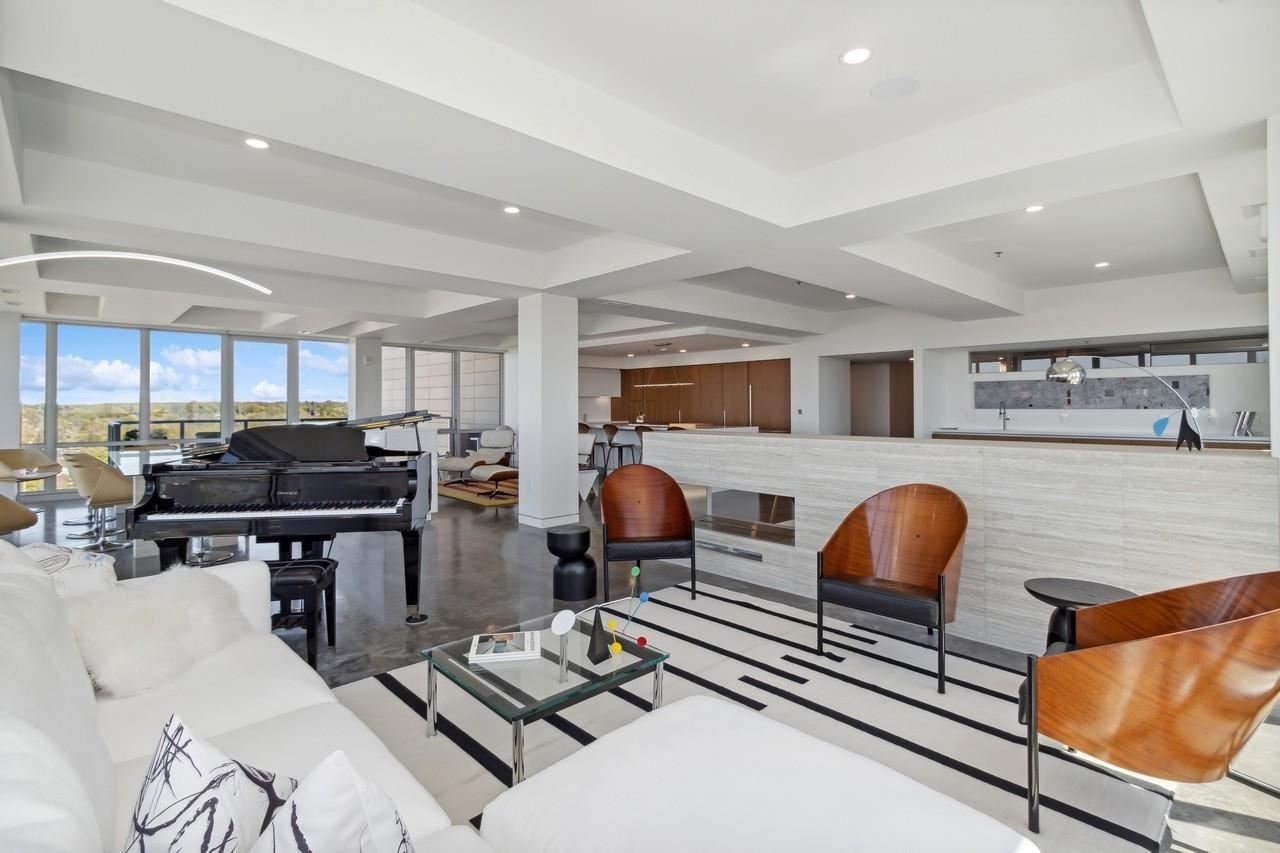 404 E College St Unit: 1307 and 1308