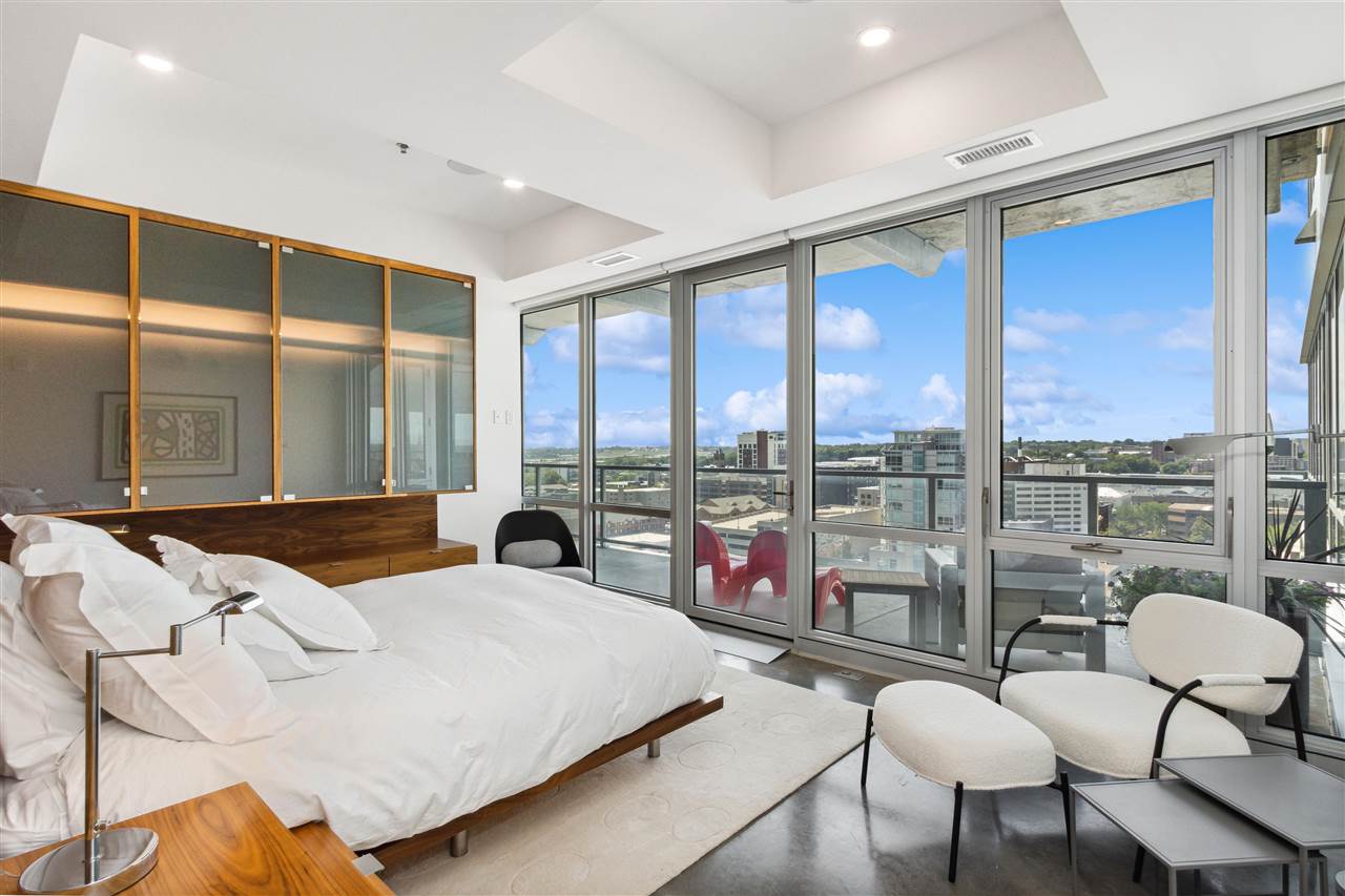 404 E College St Unit: 1307 and 1308