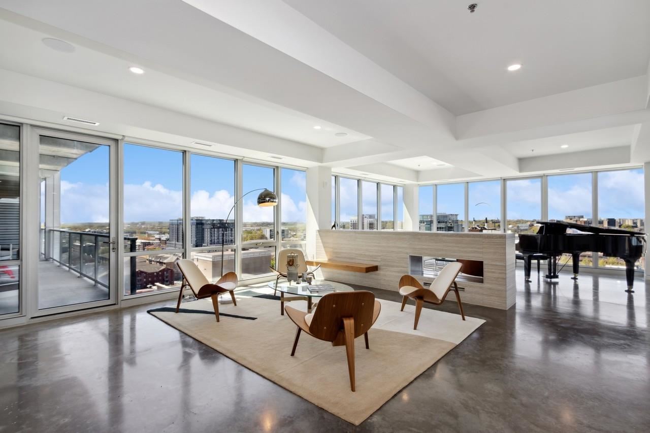 404 E College St Unit: 1307 and 1308