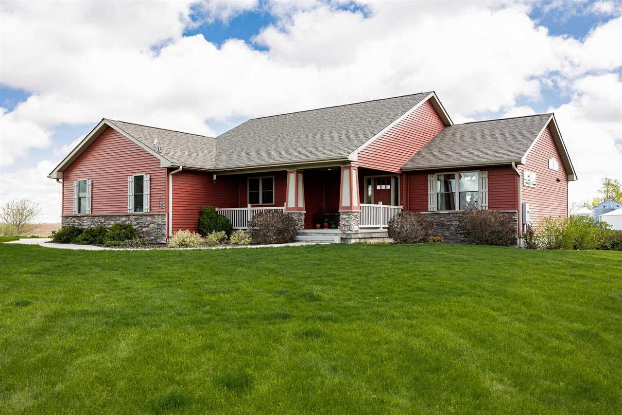 5048 & 5050 Highway 6 SE