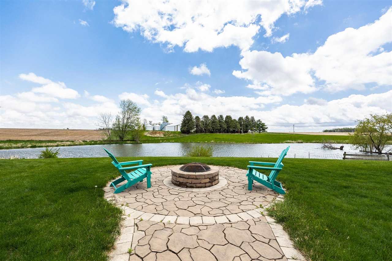 5048 & 5050 Highway 6 SE