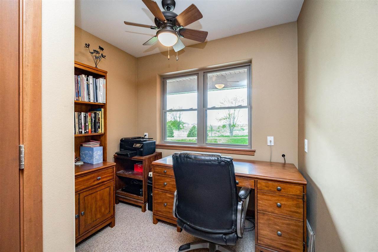 5048 & 5050 Highway 6 SE