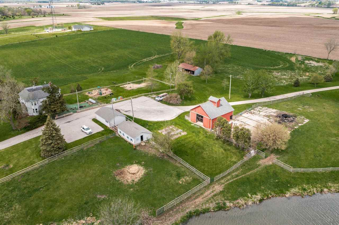 5048 & 5050 Highway 6 SE