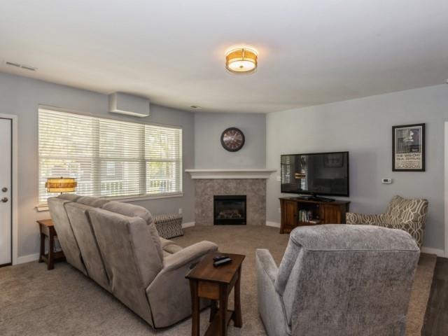 2161 Willenbrock Cir