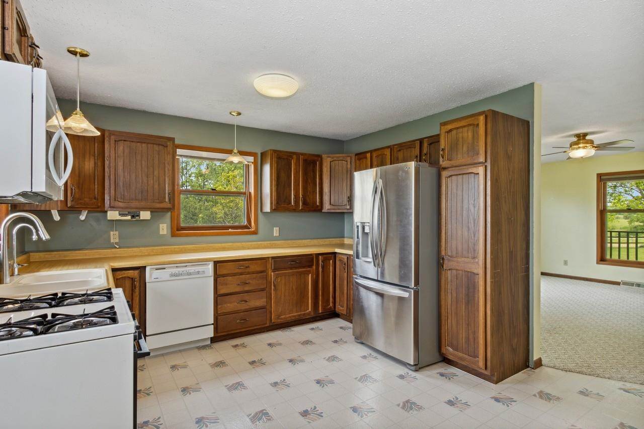 4945 Rapid Creek Rd NE