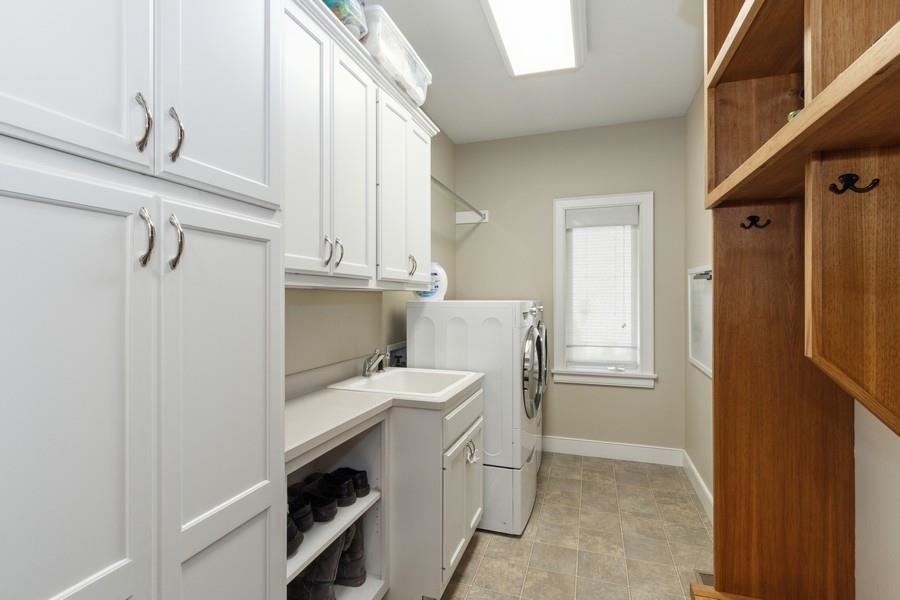 2040 Forest Hill Cir