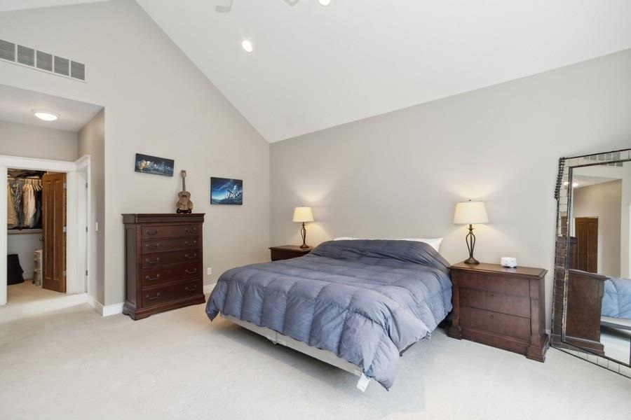 2040 Forest Hill Cir