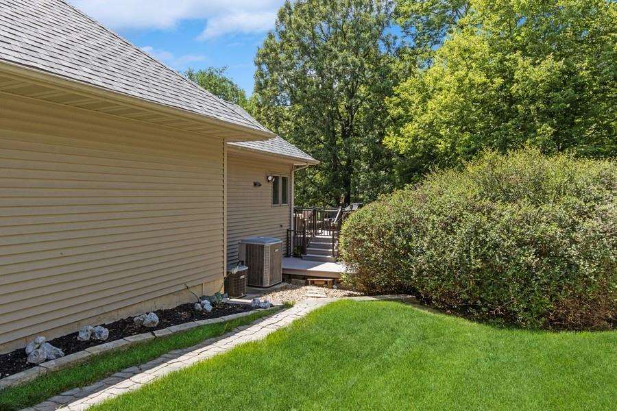 2040 Forest Hill Cir