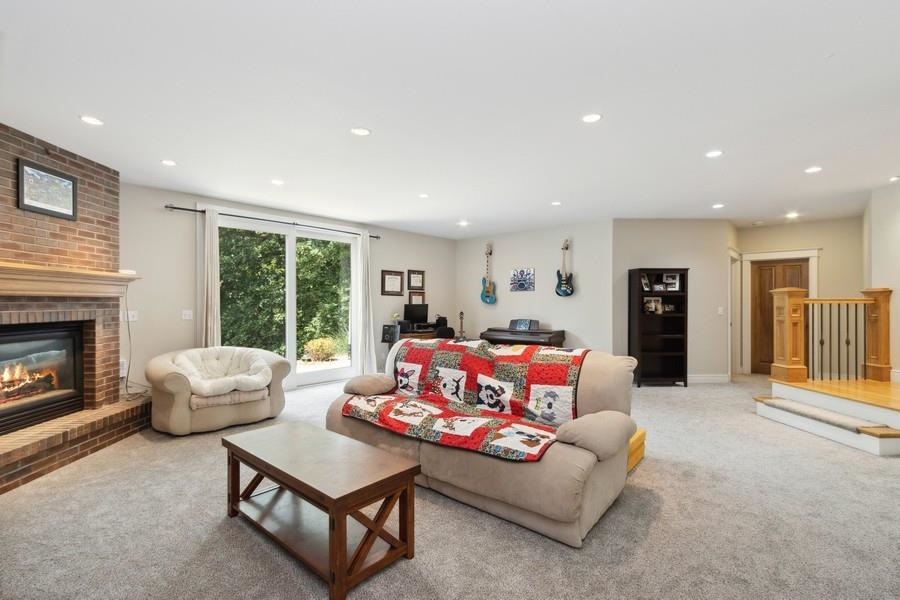 2040 Forest Hill Cir