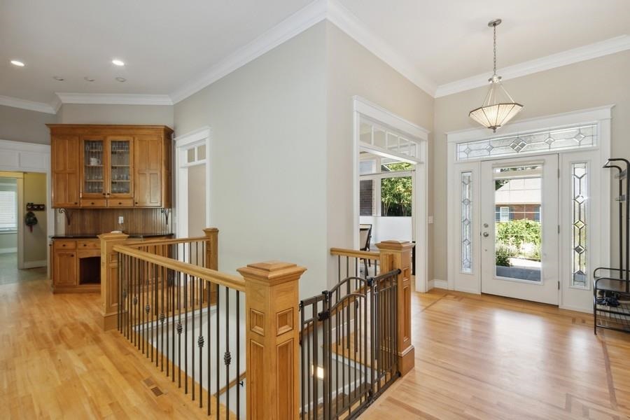 2040 Forest Hill Cir