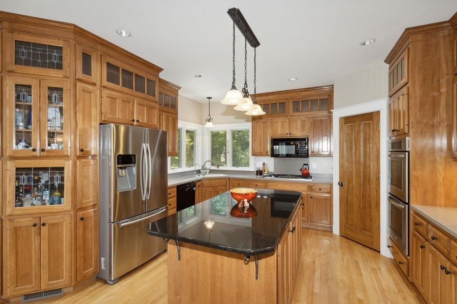 2040 Forest Hill Cir