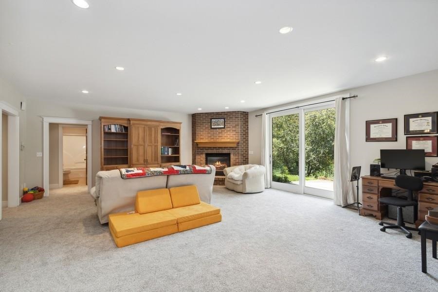 2040 Forest Hill Cir