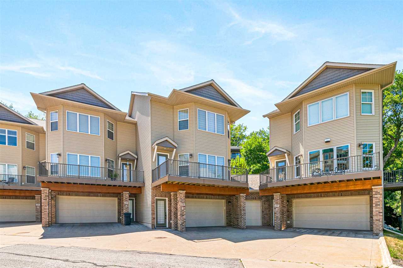 275 Holiday Rd Unit: 7