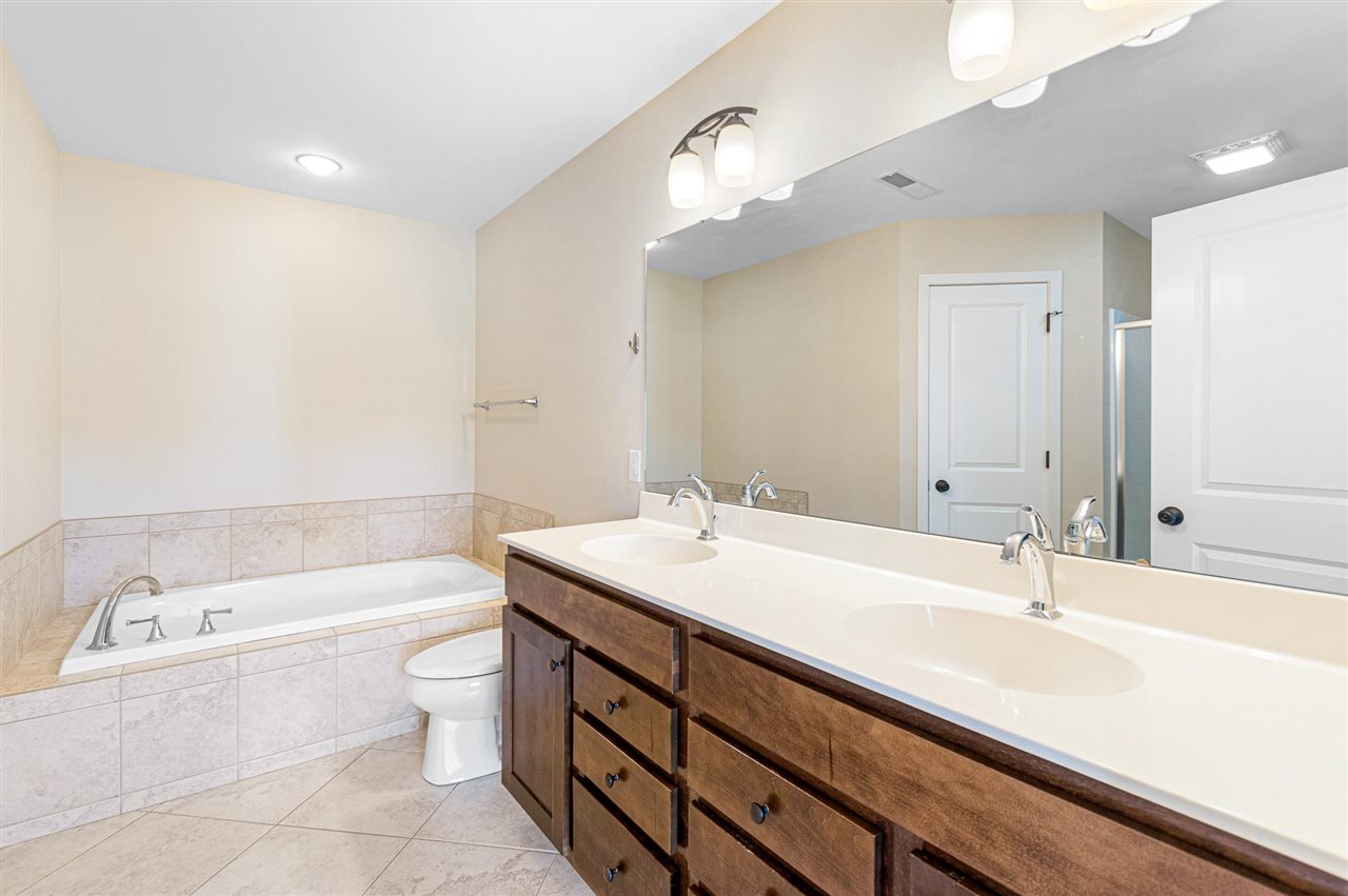 275 Holiday Rd Unit: 7