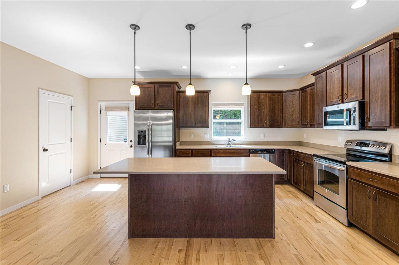 275 Holiday Rd Unit: 7