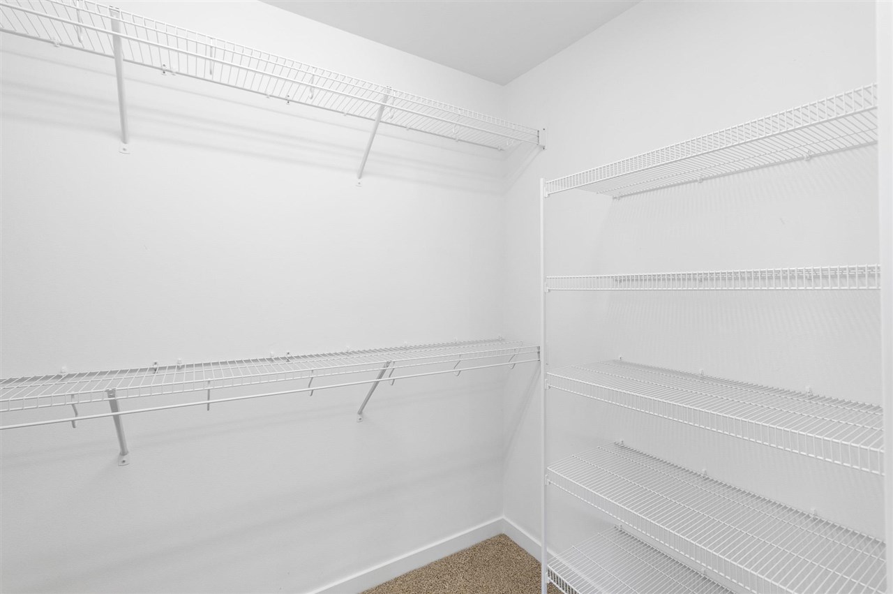 275 Holiday Rd Unit: 7