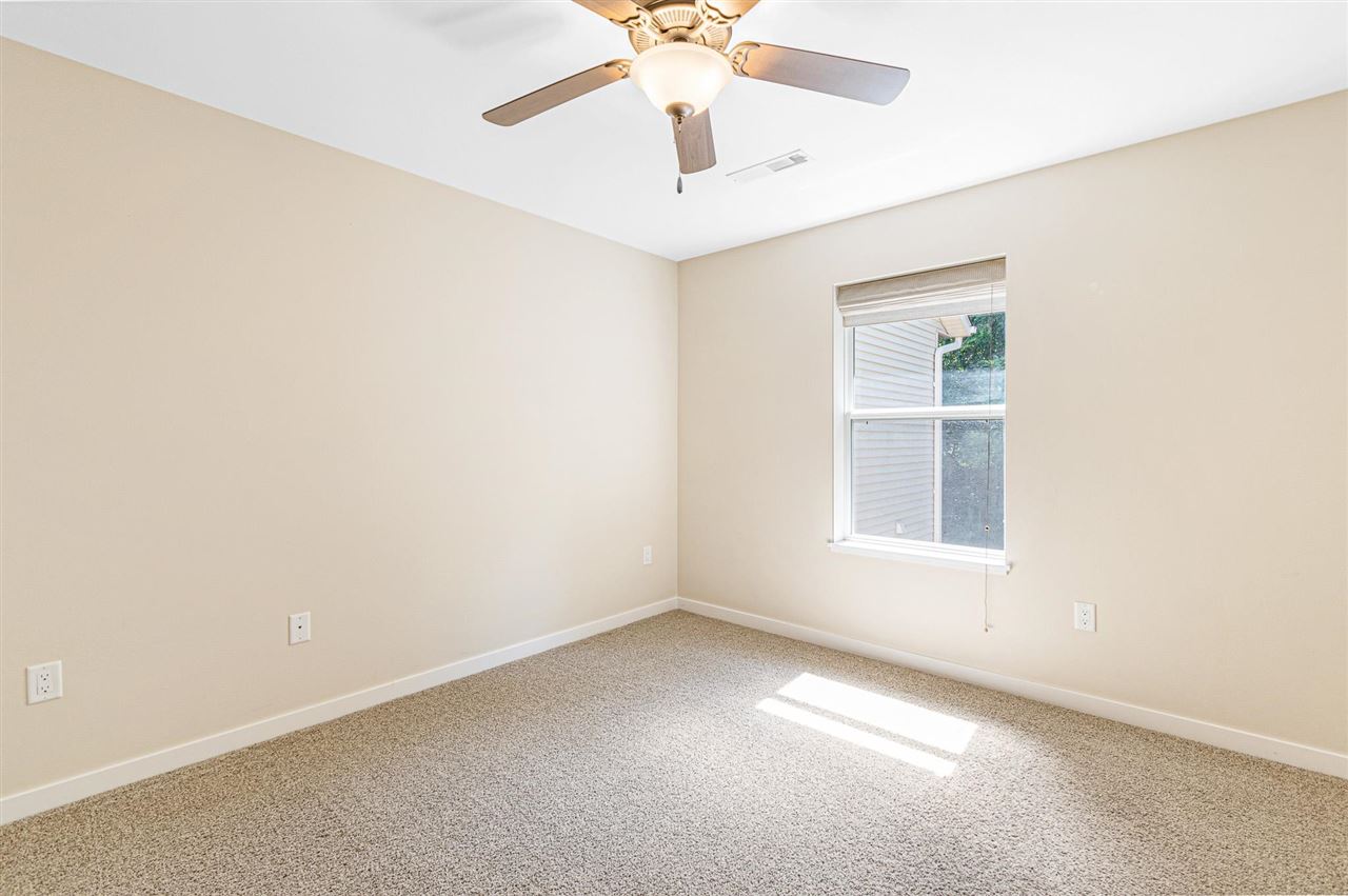 275 Holiday Rd Unit: 7