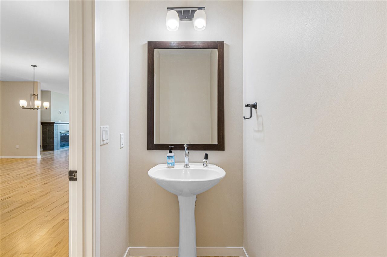 275 Holiday Rd Unit: 7