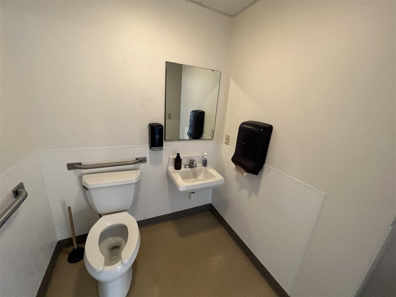 85 Sugar Creek Ln Ste 2