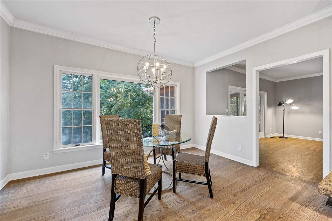 3012 Forest Gate Cir NE