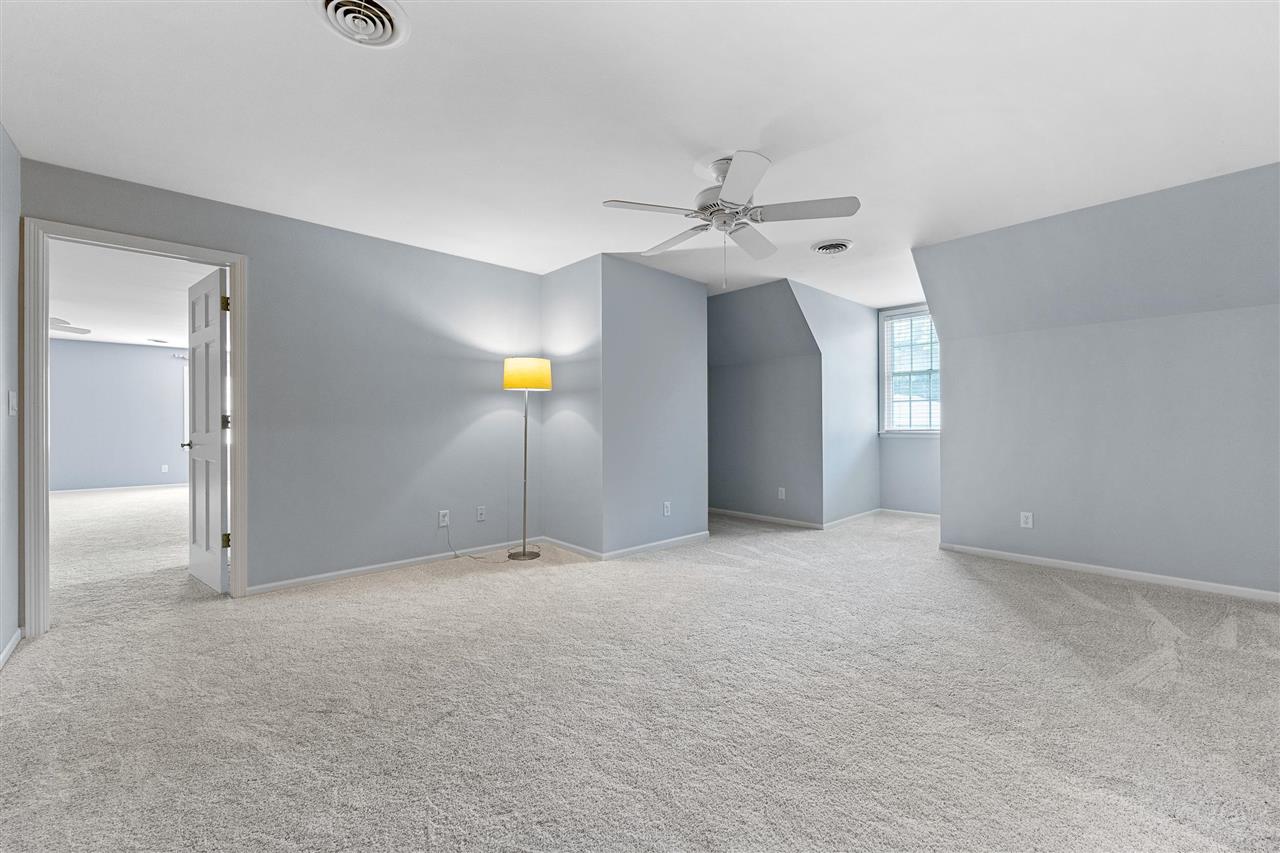 3012 Forest Gate Cir NE