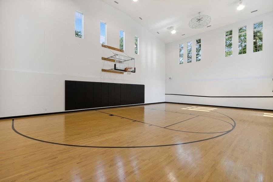 3012 Forest Gate Cir NE