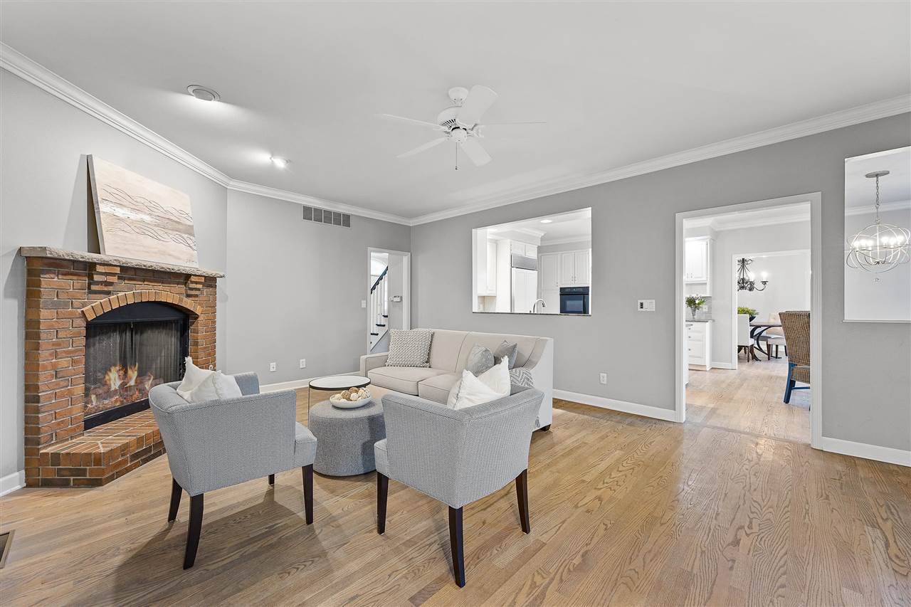 3012 Forest Gate Cir NE