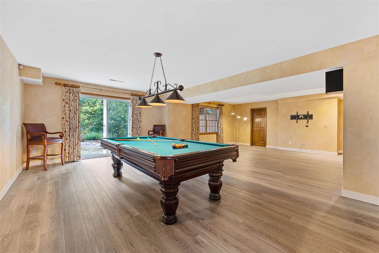 3012 Forest Gate Cir NE