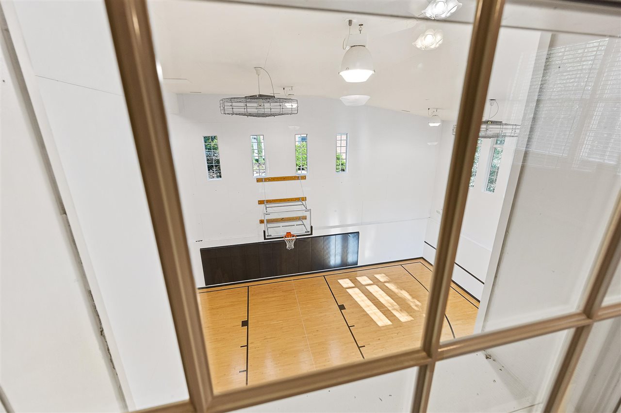 3012 Forest Gate Cir NE