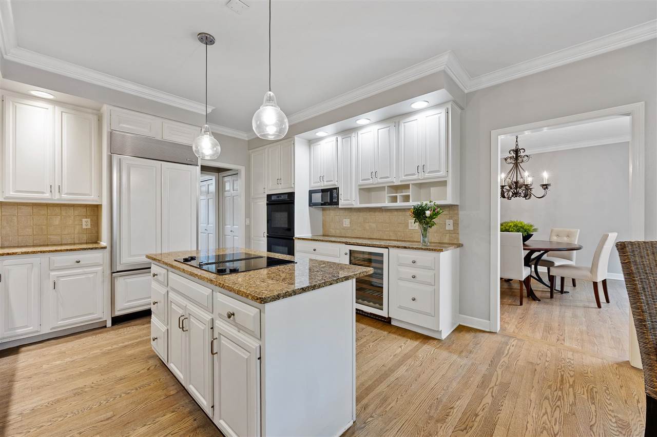 3012 Forest Gate Cir NE