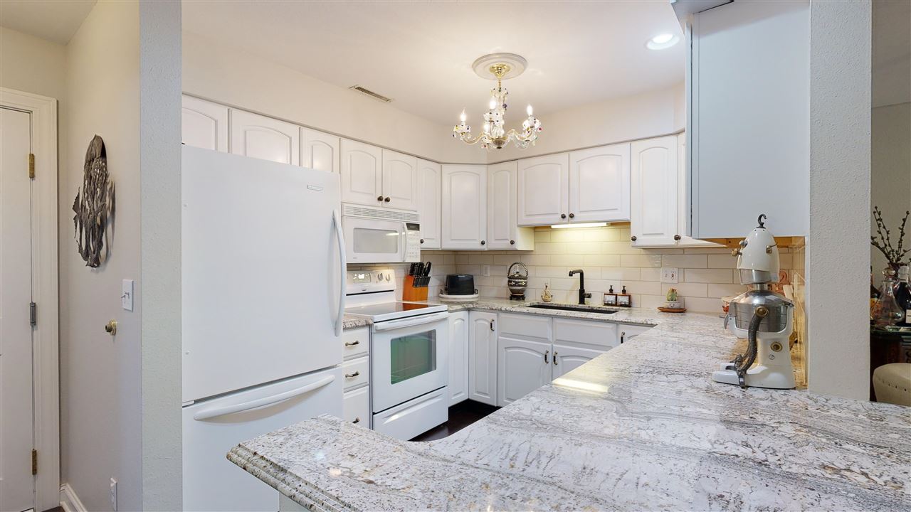 2601 Hickory Trl Unit: 3