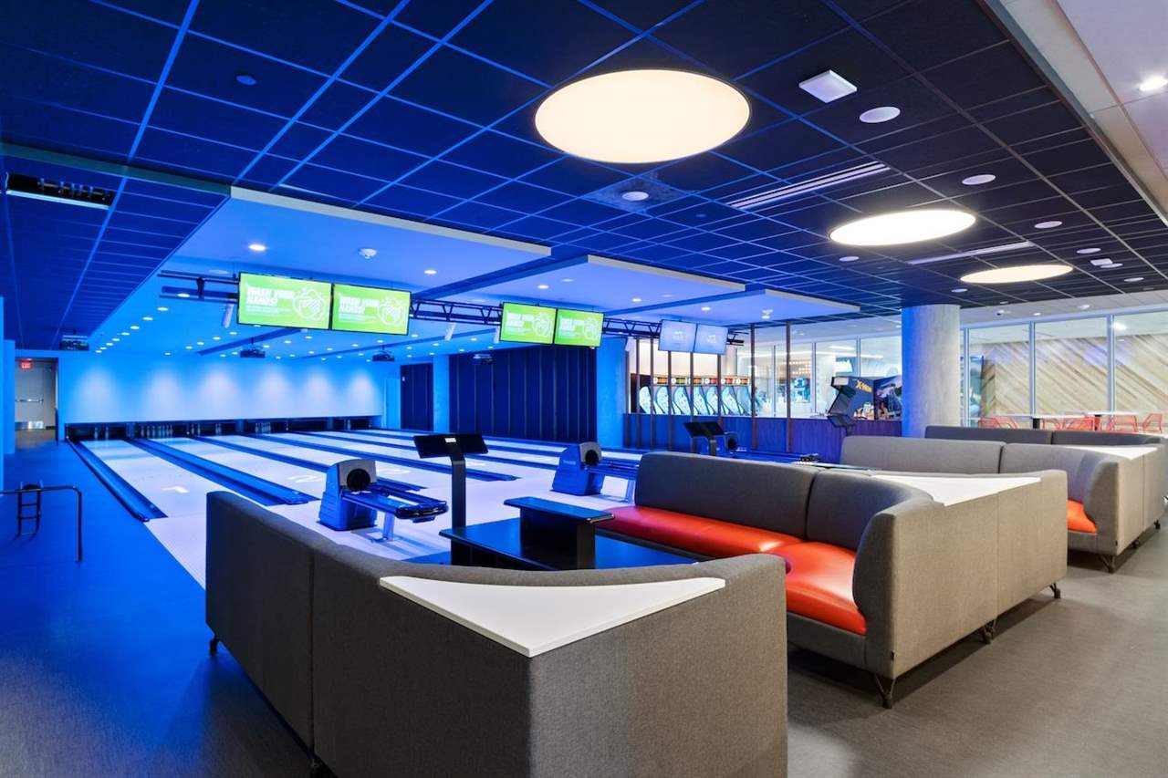 404 E College St Unit: No. 1405