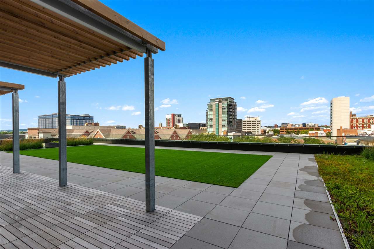 404 E College St Unit: No. 1405