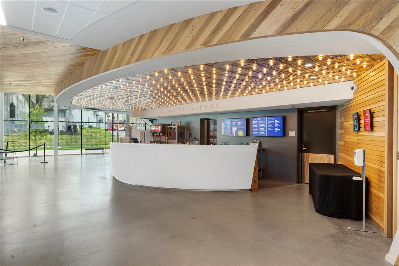 404 E College St Unit: No. 1405