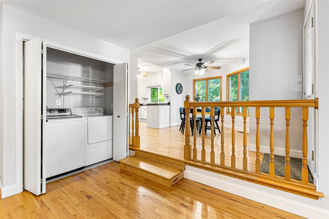 254 Black Springs Cir