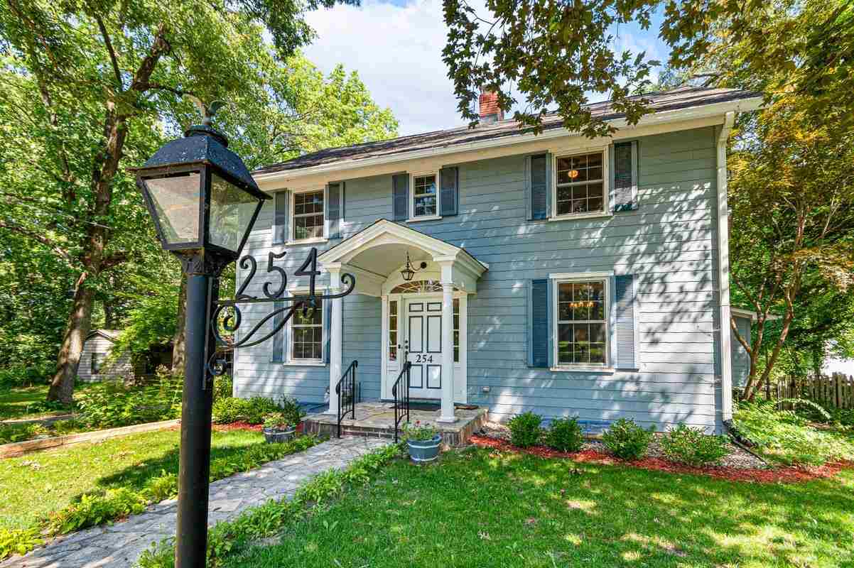 254 Black Springs Cir