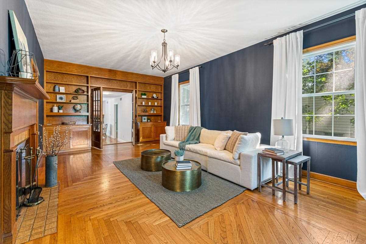 254 Black Springs Cir