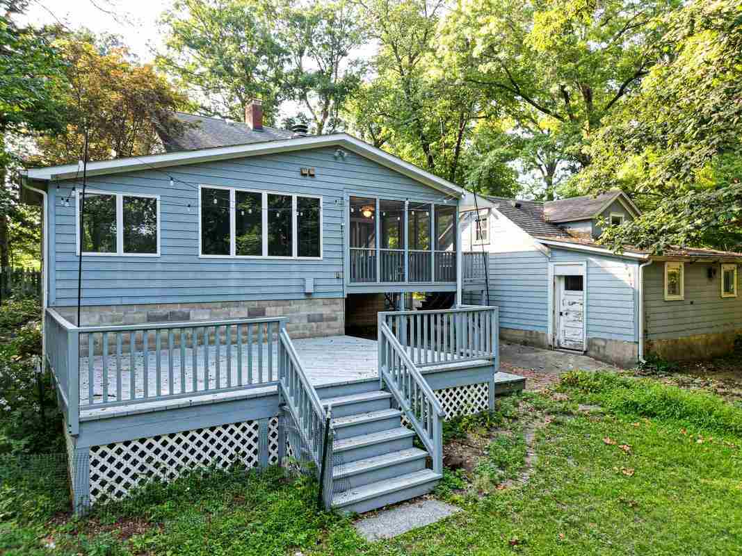 254 Black Springs Cir