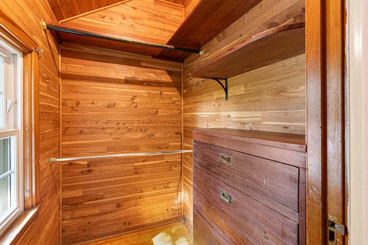 254 Black Springs Cir