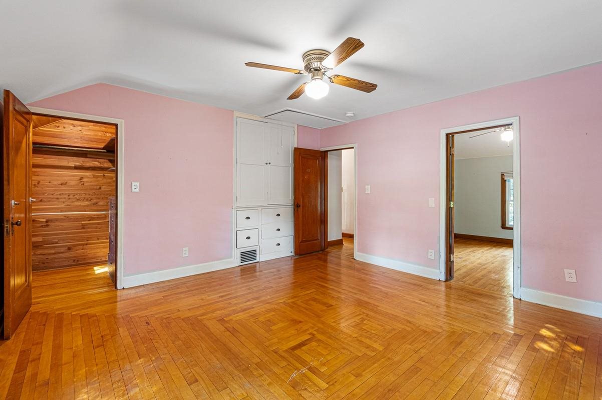 254 Black Springs Cir