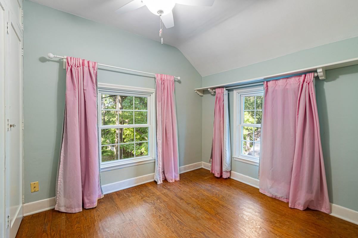 254 Black Springs Cir