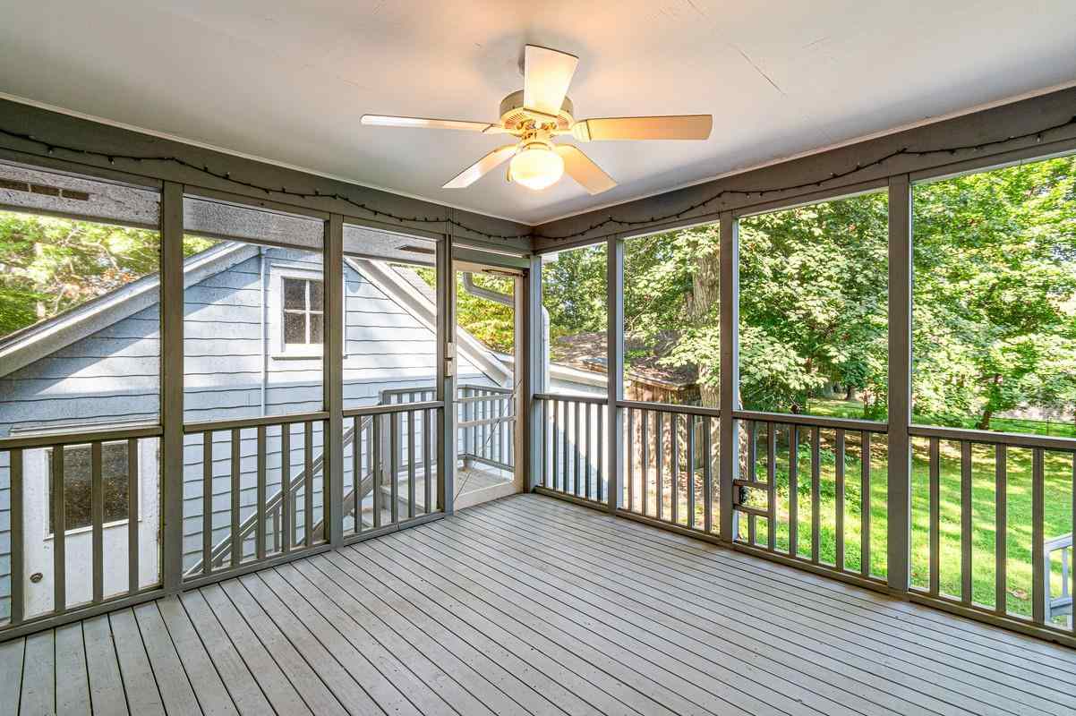 254 Black Springs Cir