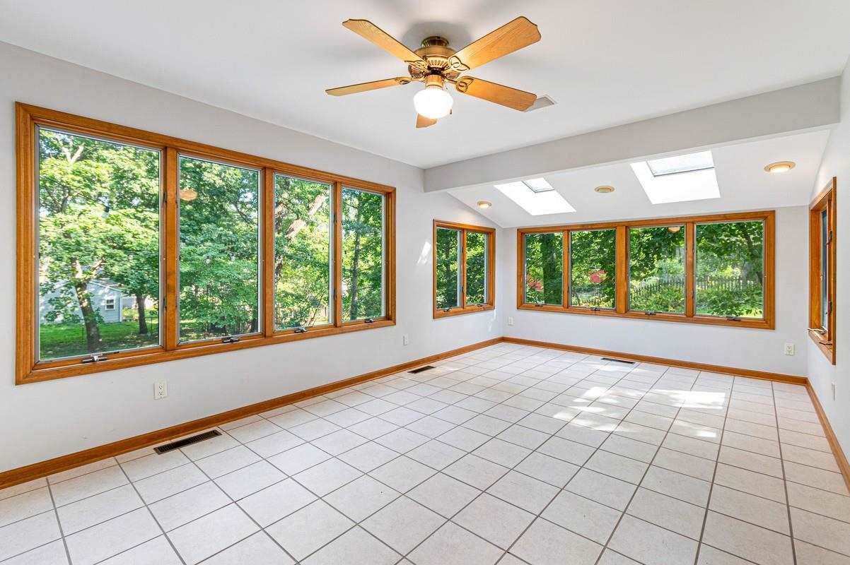 254 Black Springs Cir