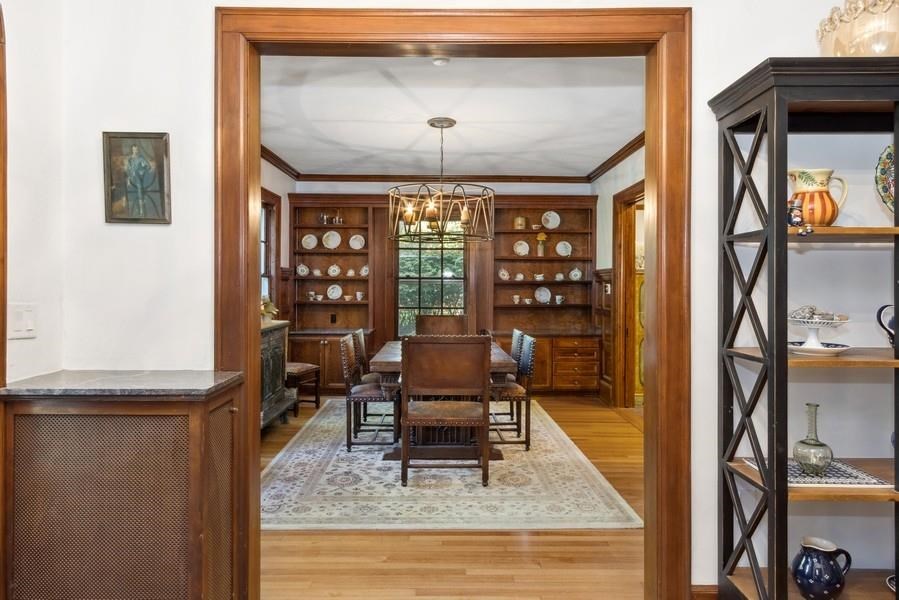 354 Lexington Ave