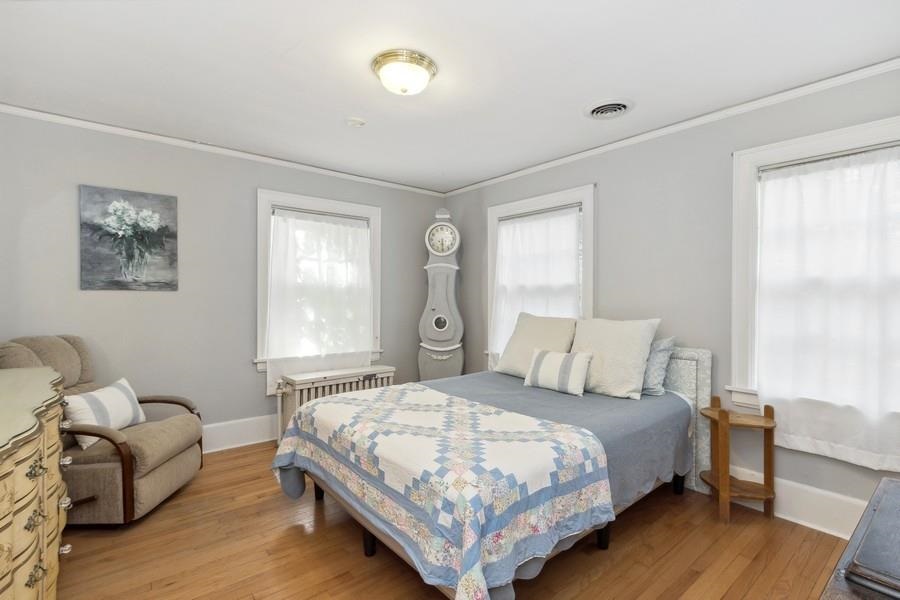 354 Lexington Ave