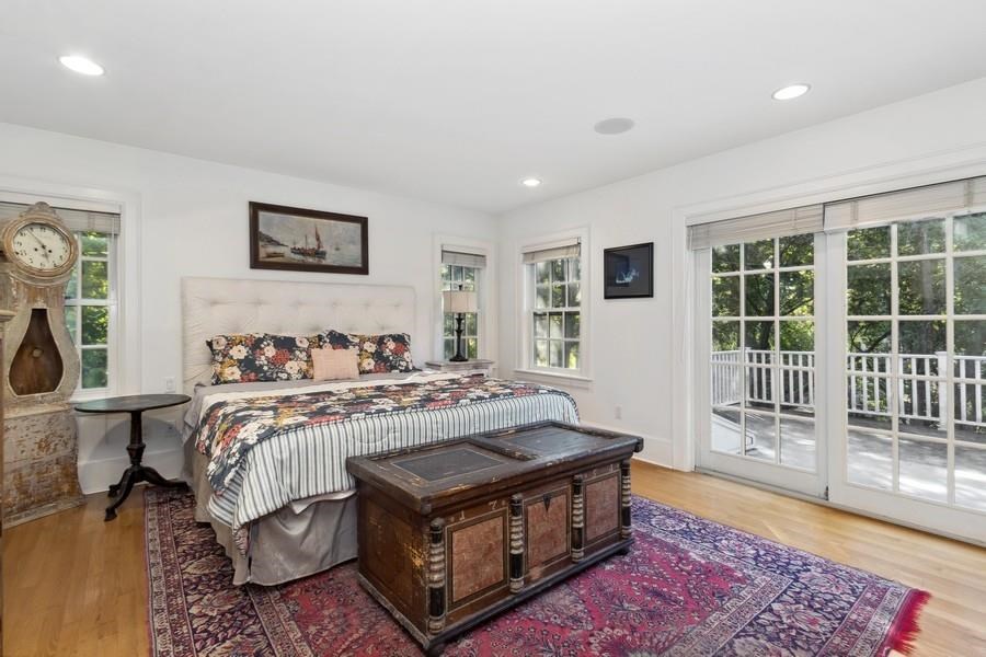 354 Lexington Ave