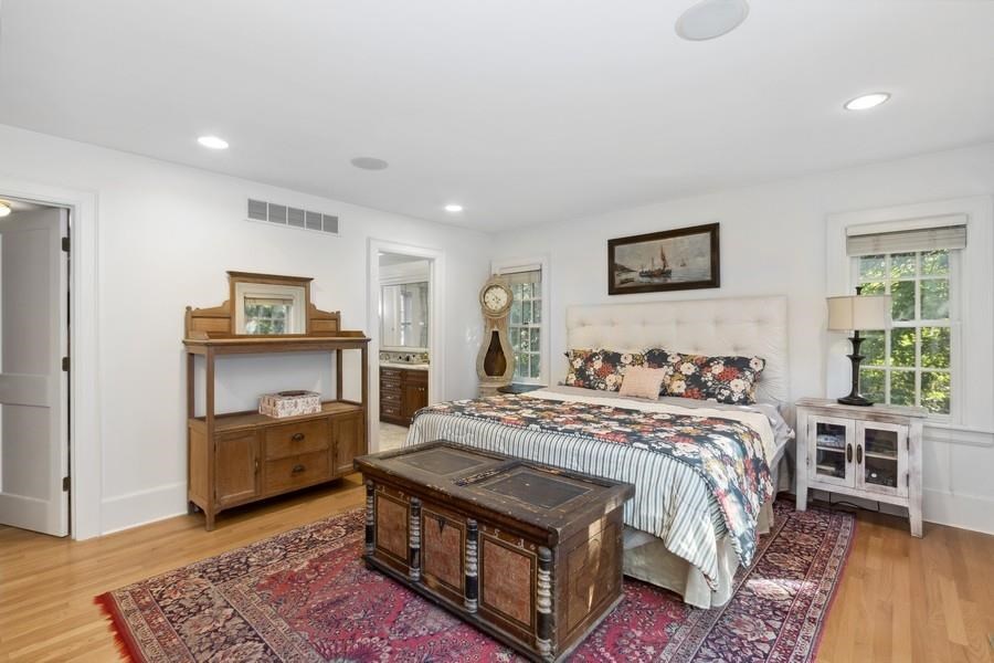 354 Lexington Ave