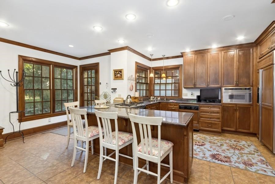 354 Lexington Ave